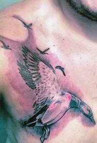 prsni barvni letni vzorec tetovaže Duck