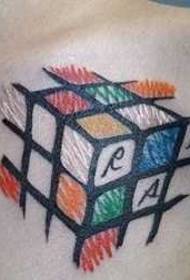 Krūtinės Rubiko tatuiruotės raštas