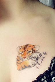 लड़कियों छाती रंग बाघ प्यारा वैकल्पिक टैटू