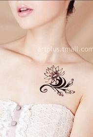 pure girl chest high-definition beautiful flower vine tattoo picture