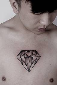 tatuaje de diamante de personalidad de pecho de hombre