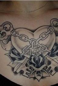 chest chain Locked heart tattoo picture picture