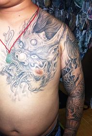 most popular Chest tattoo pattern Daquan