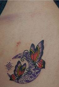 Месечината пеперутка шема на тетоважа слика