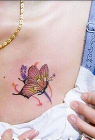красивая девушка грудь красивая сексуальная цветок бабочка тату