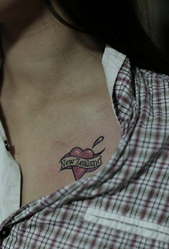 Fresh and simple heart-shaped tattoo pattern on the chest