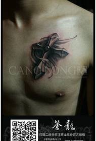 Мужчынскі грудзі просты і класічны малюнак крыжа татуіроўкі