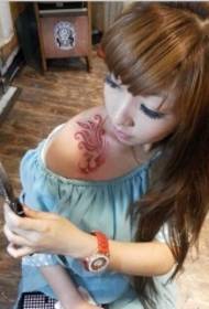 beauty shoulder phoenix totem tattoo pattern