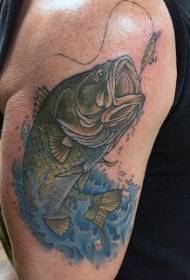 omuz gerçekçi renk büyük balık dövme deseni