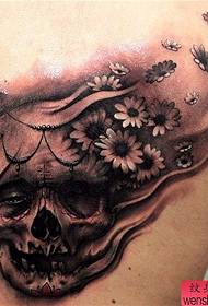 Naglihok ang Creative Chest Tattoo Tattoo