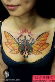 girls look good-looking insect tattoo pattern