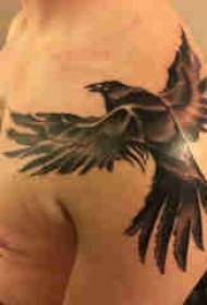 Eagle tattoo patroon jongens schouder Eagle tattoo patroon