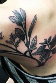 литературно цвете татуировка момиче рамо над арт снимка татуировка цвете