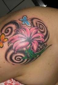 model de tatuaj flori exotice de culoare și umăr