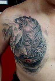 personality male chest super domineering tiger tattoo pattern picture