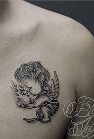 Tattoo show bar rekommenderade ett bröst ängel tatuering mönster