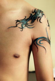 male shoulder totem dragon tattoo pattern