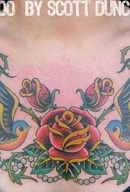 jenter bryst populær pop old school rose liten svelge tatoveringsmønster