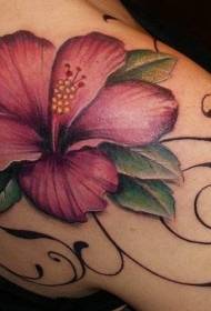 padrão de tatuagem de flor havaiana de cor de ombro feminino