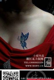 meninas, peito, frente, bonito, pequeno, borboleta, tatuagem, padrão