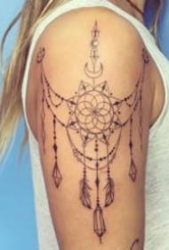 dívky rameno-vypadající krajky řetěz tetování vzor