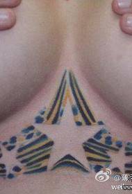 козметички груди Класични популарни узорак тетоваже са петокраком
