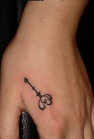 Beautiful finger nice looking key tattoo pattern picture