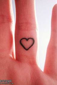 Prst lijep mali uzorak totem tetovaža ljubavi