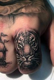 Finger small and cute tiger avatar tattoo pattern