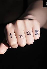 Beauty finger tattoo lightning six-pointed star simple tattoo pattern works picture