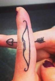 Finger creative unlimited bow and arrow totem tattoo pattern