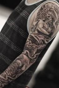 Tatuaje de brazo negro realista grande: 6 pezas de patrón de tatuaje de brazo de flores negras realistas europeas e americanas