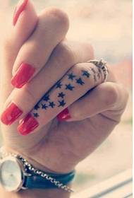 Personalized fashion finger good looking five-pointed star tattoo pattern picture
