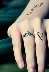 Tatuagens fazem seus dedos diferentes