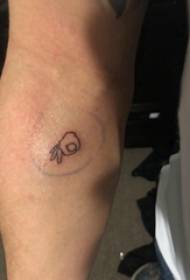 Gesture tattoo pola anak laki-laki lengan pada gambar tato gerakan ok hitam