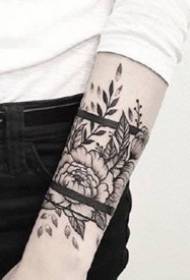 Armband Tattoo - A Beautiful Black Grey Armband Tattoo Pattern