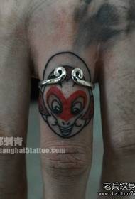 Finger söpö apinakuningas apinan goku tatuointikuvio