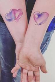 27 pares de diseños de tatuajes adecuados para parejas o hermanas