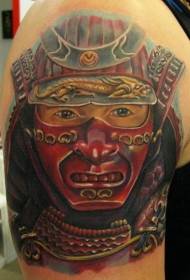 男性肩部彩色武士肖像纹身图案