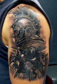 ramię tatuaż czarny brązowy obraz gladiatora bitwy