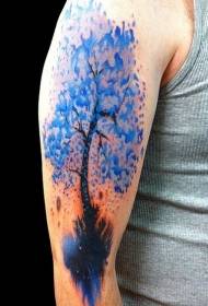 Shoulder color big tree tattoo pattern