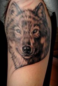 Плече чорний сірий вовча голова татуювання візерунок