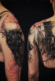 Шарени узорак птица тетоважа у стилу рамена
