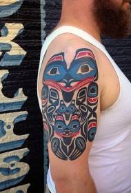 skouder ongelooflijke kleur tribale muorreskildering tattoo patroan