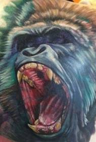 imagen de tatuaje de gorila rugiente color realista de hombro