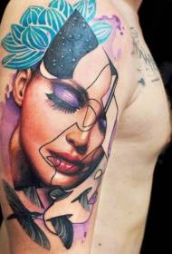 pola tato potret wanita bahu warna