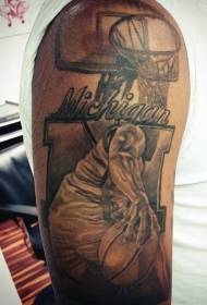 imagen de tatuaje con temática marrón hombro Michael Jordan