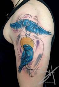 Татуировка на линия с голяма птица и синя птица във формата на сърце