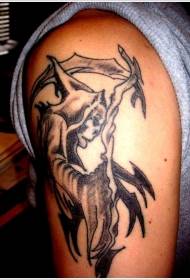 Patrón de tatuaxe de brazo de morte gris escuro