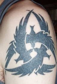 Patrón de tatuaje irlandés grande combinación cuervo negro